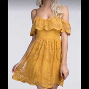 SALE 🎉 Mustard Lace Dress